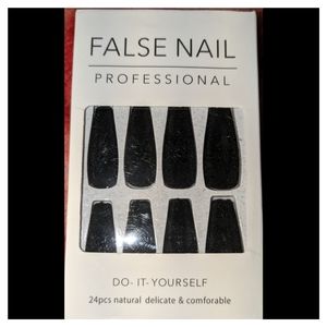 Black Velvet Fake Nails